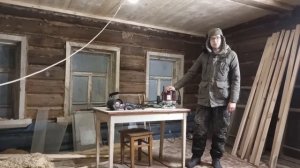 Пришло время для плинтусов в доме прадеда. Осваиваю ручной фрезер