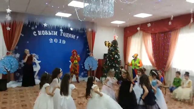 Детский сад №8 "Зезаг" г.Грозный - Новый 2019 г старшая группа "Одуванчики" смотреть онлайн