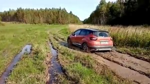 Рено Каптюр на бездорожье