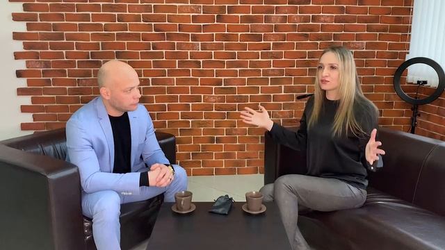 Как создать рабочую воронку ? Брифинг с Ляной Резяповой и Дмитрием Зверевым . смотреть онлайн