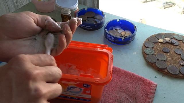 Чистка медных монет. Мыло и терпение, открываю секрет. смотреть онлайн
