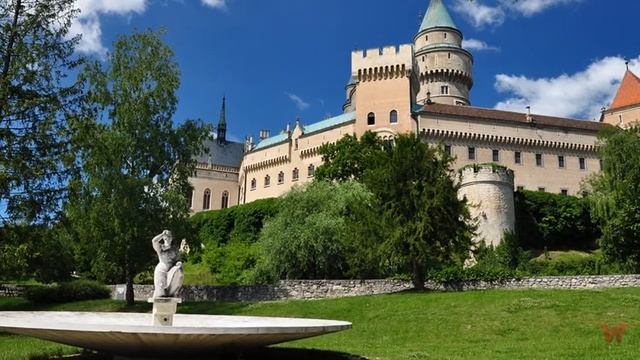 Замок Бойницкий (Bojnicky zamok),Словакия смотреть онлайн