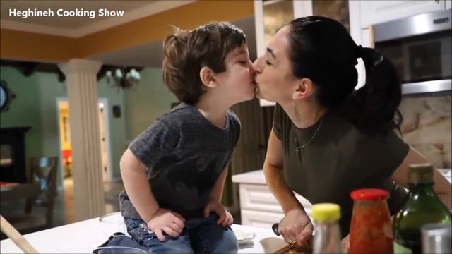 Армянский Салат с Оливками Базркани - Рецепт от Эгине - Heghineh Cooking Show in Russian смотреть онлайн