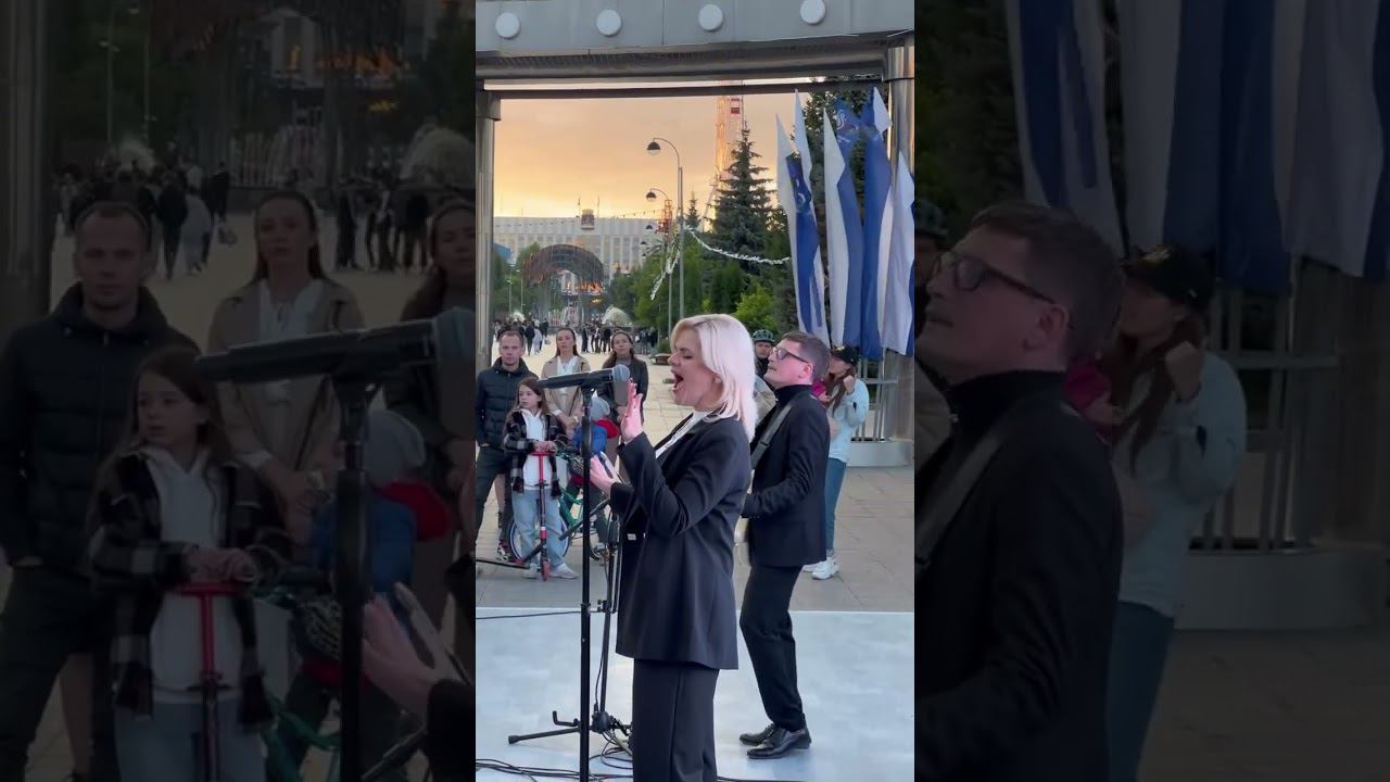 Под грустный Дэнс смотреть онлайн