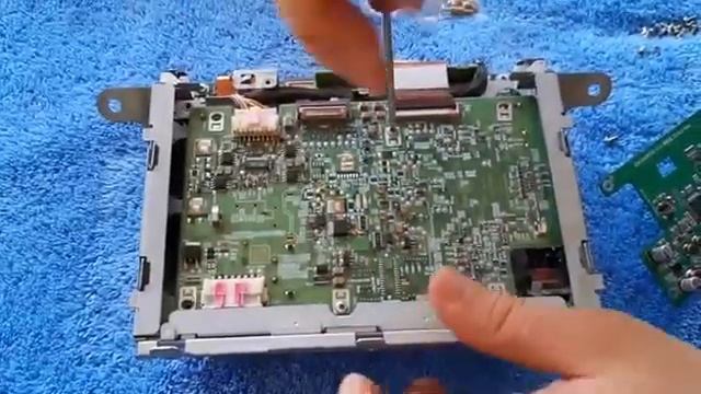 .LR D4 & sports denso system small board installation смотреть онлайн