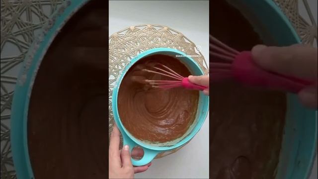 Шоколадный пирог за 10 минут! Ең дәмді Шоколадты пирог смотреть онлайн