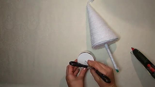 Ёлочка- топиарий// Ёлочка в горшочке// Как быстро сделать ёлочку поделку смотреть онлайн