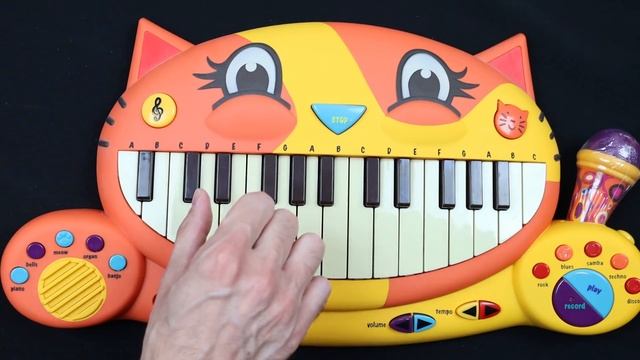 HOW TO PLAY COFFIN DANCE SUPER EASY ON A CAT PIANO смотреть онлайн