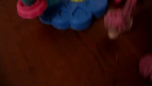 Мороженное из пастилина Play Doh. Набор мороженица Play Doh. смотреть онлайн