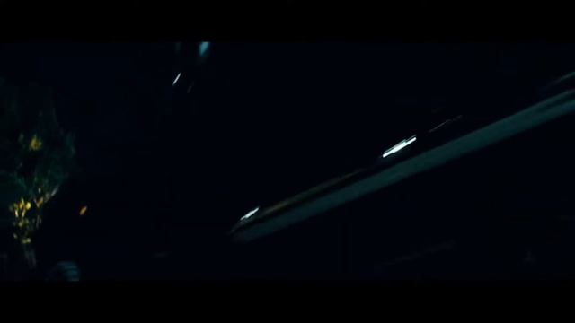 Сэм Уитвики впервые знакомится с Автоботами. Трансформеры (2007) смотреть онлайн