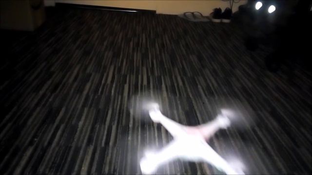Flying Syma x5sw drone indoors смотреть онлайн