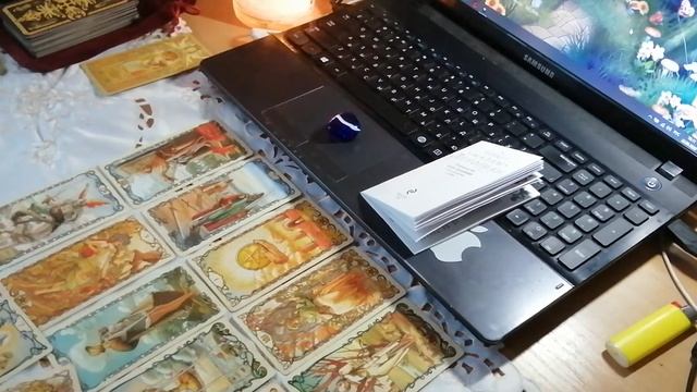 Есть ли у него другая? Кого выберет? ОБЩИЙ РАСКЛАД НА ТАРО смотреть онлайн