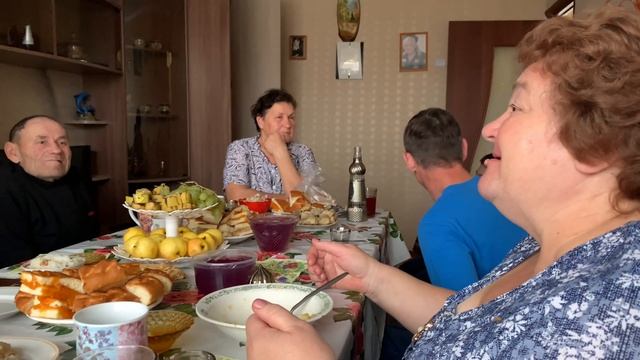 РОДИТЕЛЬСКАЯ СУББОТА/ ПОЕХАЛИ К ТЕТЕ НА ПОМИНКИ/ КАК ПРОХОДЯТ ПОМИНКИ У ХРИСТИАН? смотреть онлайн