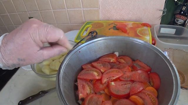 Басма в казане.