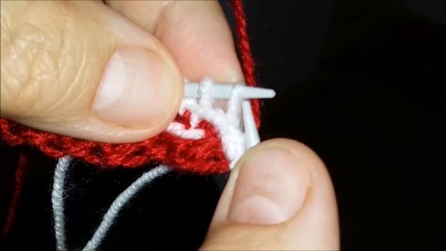 Model tricotat de mana cu doua culori - varianta 5 смотреть онлайн