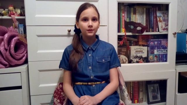 Страна читающая — Варвара Шуклина читает произведение «Мальчик с девочкой дружил» С. В. Михалкова смотреть онлайн