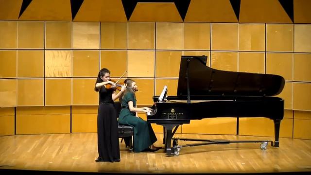 N.Paganini. Cantabile op.17 смотреть онлайн