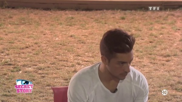 Secret Story 10 - Darko proche du secret de Maeva