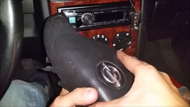 Opel Astra G - How To Change Airbag Cover | ForumWiedzy