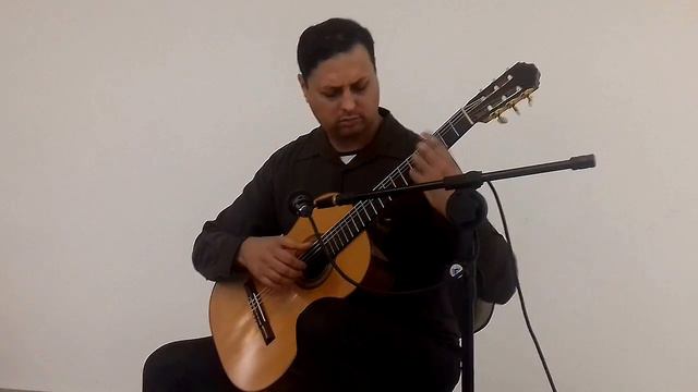 Sergio Fernandes plays Estudo 8 (Villa Lobos) смотреть онлайн