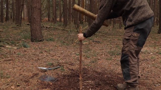10 Wilderness Survival, Bushcraft & Camping Tips In 10 Minutes