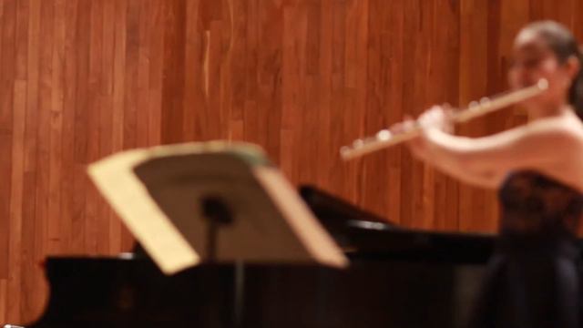 Voice, Toru Takemitsu смотреть онлайн