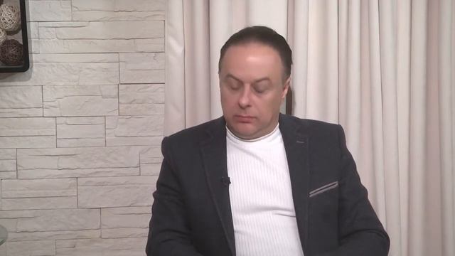 Разговор. Кирилл Крок: Директор театра должен относиться к нему лучше, чем к своему дому смотреть онлайн