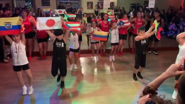 Lorenz Elite - Lorenz Latin Dance Studio Glendale смотреть онлайн