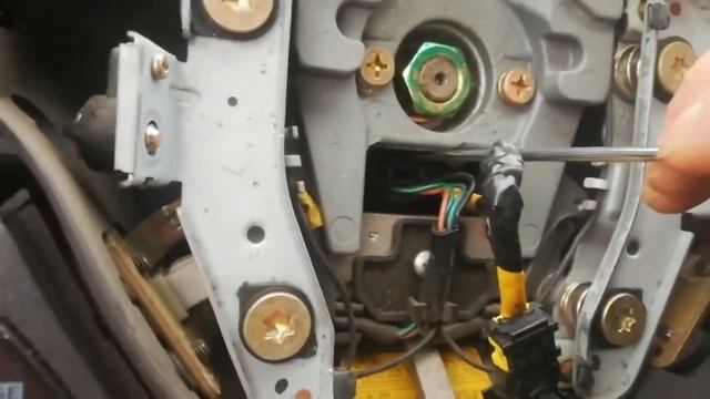 Снять руль и подушку безопасности на ХЕНДАЙ САНТА ФЕ 1(Hyundai Santa Fe I) смотреть онлайн