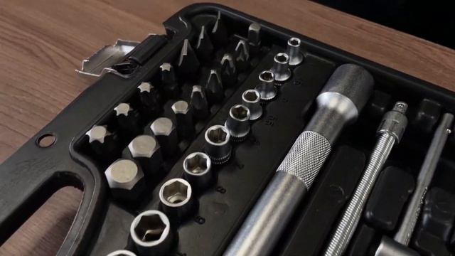 Обзор набора инструментов ROCKFORCE 82 предмета смотреть онлайн