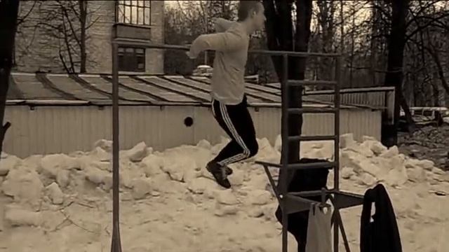 Силовые упражнения на турнике смотреть онлайн
