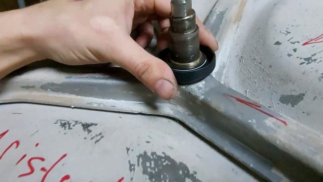 Hotpoint-Ariston. Аристон замена подшипника. 3 минуты смотреть онлайн