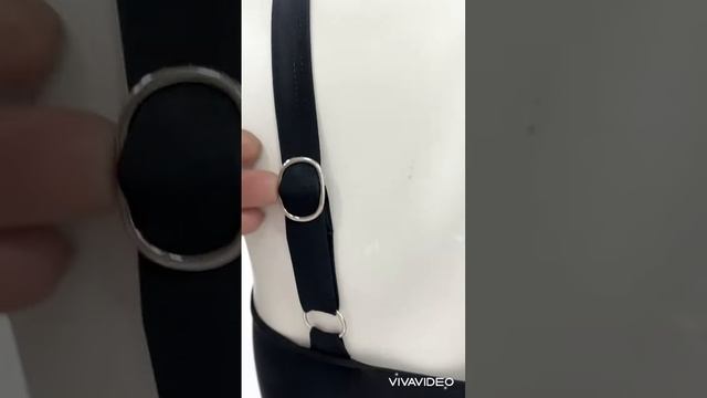 чёрный слитный купальник для бассейна смотреть онлайн
