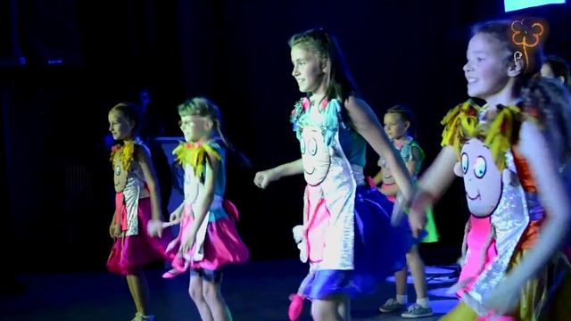 Dance team Grani - Шиворот навыворот смотреть онлайн