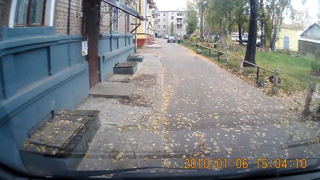 собачка писает, стоя на передних лапах смотреть онлайн
