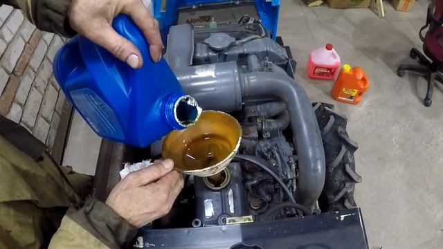 ЗАМЕНА МАСЛА/ДОРАБОТКА ПЛУГА/т.о Трактора Mitsubishi MT1601D смотреть онлайн