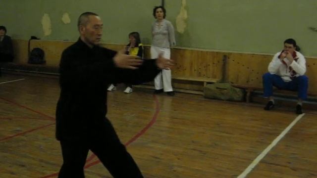 24-формы Тайцзи Цюань (4 часть) смотреть онлайн