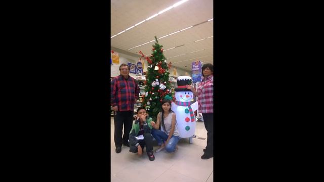 QUICENTRO NAVIDAD 2019 QUITO ECUADOR смотреть онлайн