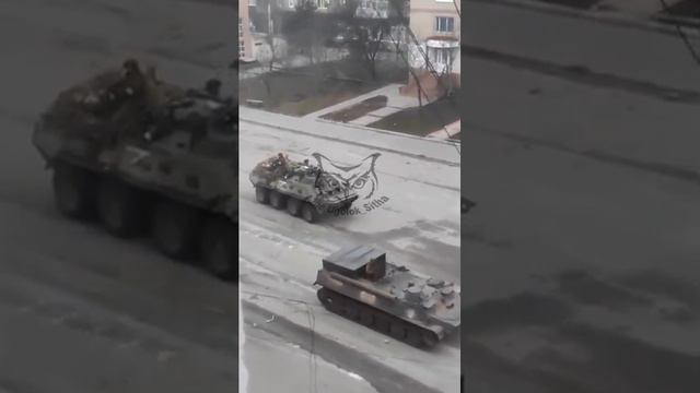 Rare Footage: Russian TOS-1 Buratino Spotted on Roads of Tokmak, Ukraine смотреть онлайн