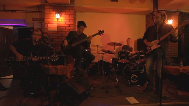 Среди Добрых Людей - Мама Анархия ("Кино" сover) смотреть онлайн