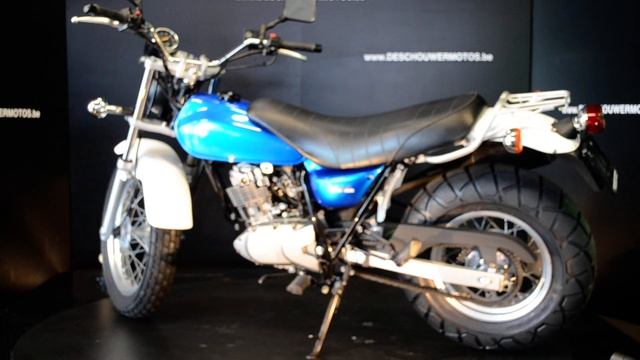 SUZUKI VAN VAN 125 second hand presented by WWW.DESCHOUWERMOTOS.BE смотреть онлайн