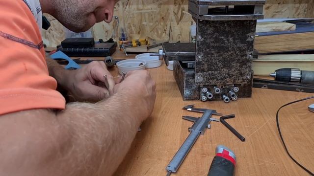 Фрезерный мини станок своими руками. Часть 3. Ludwig van Frezerhoven - Symphony of steel. смотреть онлайн