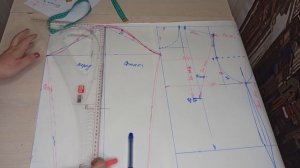 DIY / Выкройка - ОСНОВА на любой размер для эластичных тканей. Шью лонгслив.