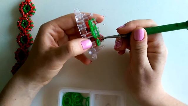 Рождество браслет из резинок Christmas bracelet Rainbow loom bands смотреть онлайн