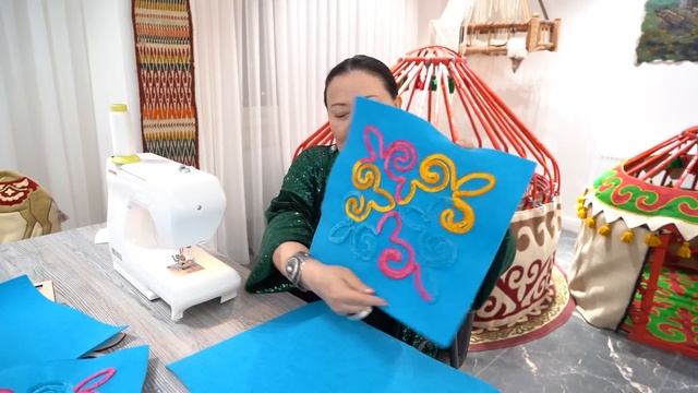 Лоскутное шитье - техника клубок. Как сшить сумку и куда применить обрезки тканей. смотреть онлайн