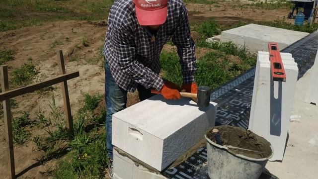 КАК ЗАВЕСТИ УГОЛ, ПЕРВОГО РЯДА ГАЗОБЛОКА смотреть онлайн