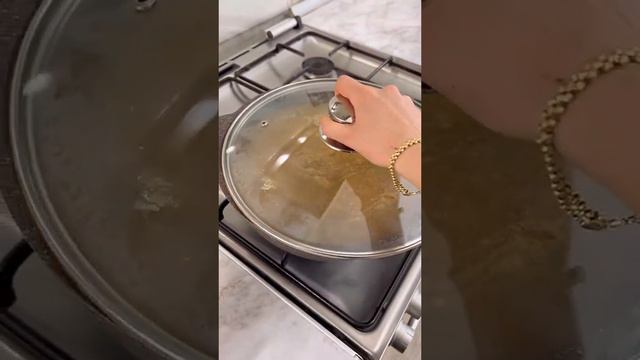 Вкусный вариант обеда и ужина #быстроивкусно #рецепт #рождество #рецепт #быстрыйзавтрак смотреть онлайн