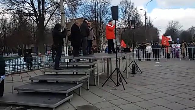 20150322 123200 Депутат Потапов рассказывает, как его не пускали на слушания смотреть онлайн