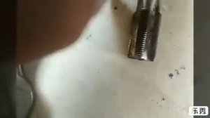 Нехитрый способ нарезания резьбы метчиком