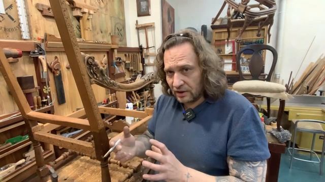 Сохраняя традиции...Напишите новую историю антикварной мебели!Реставрируйте старинную мебель! смотреть онлайн